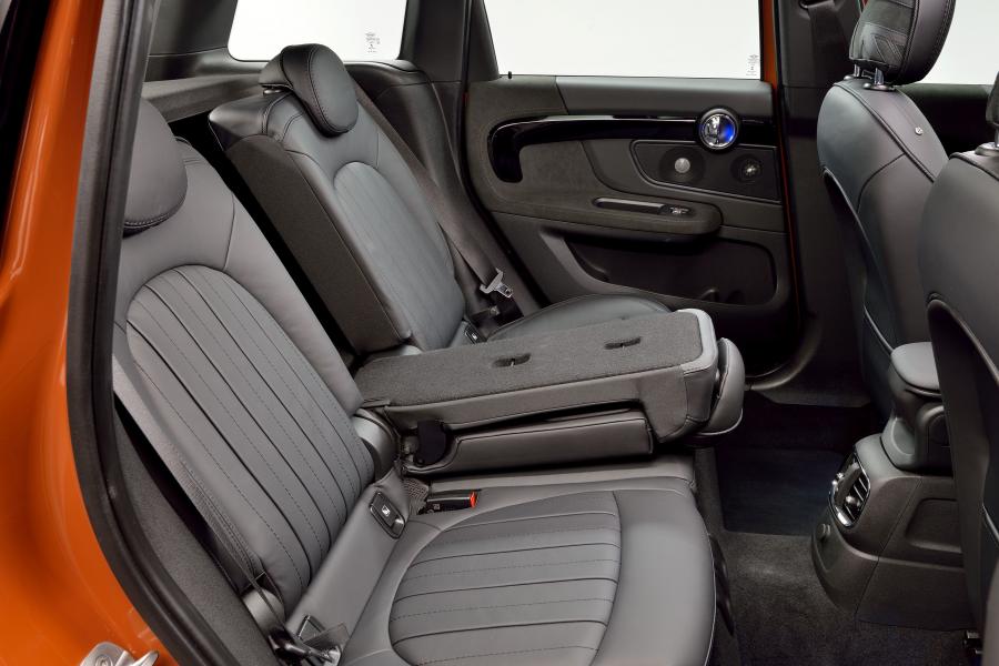 Интерьер Mini Cooper S Countryman ALL4 2017 года  (WW) (фото 119 из 138)